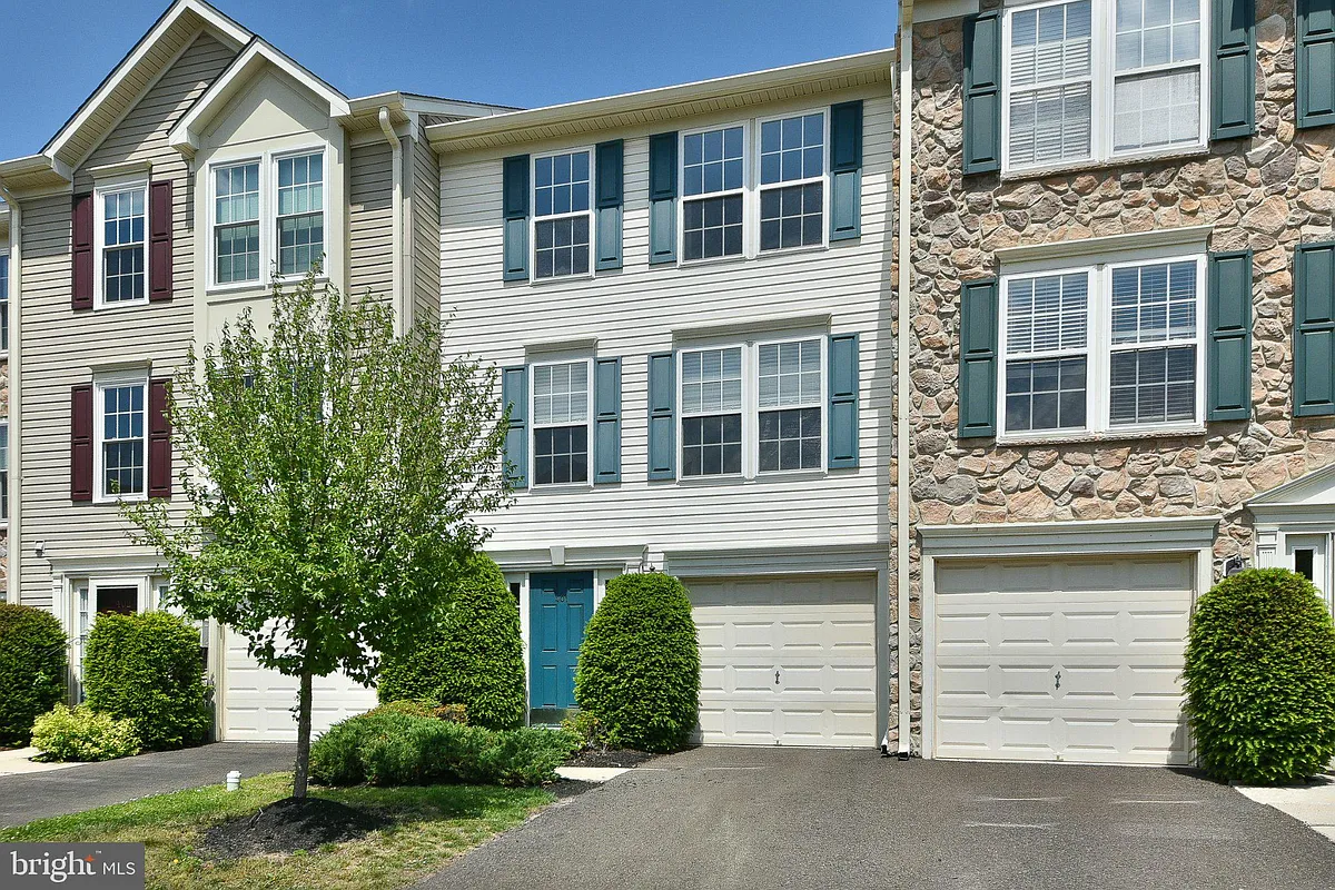 Building Photo - 401 Jene Ct