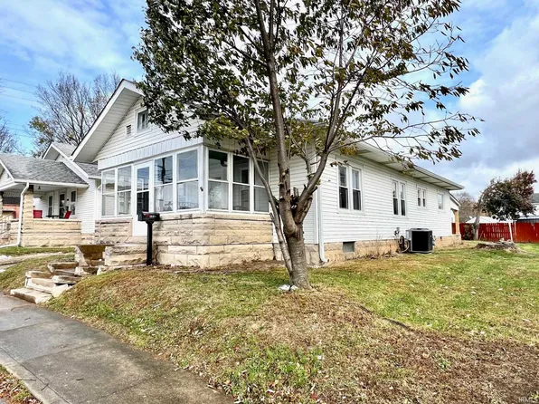 1414 R St, Bedford, IN 47421