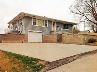 600 7th St, Fulton, IL 61252