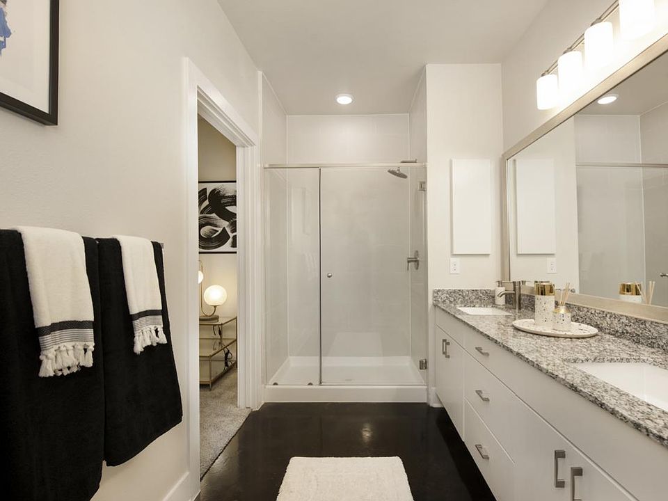 1st image of 1522 N Memorial Way #524