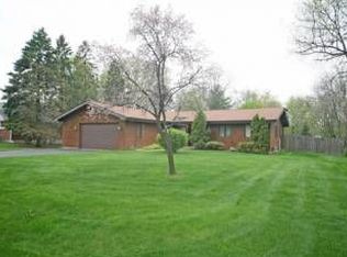 4N130 Kaelin Rd, West Chicago, IL 60185