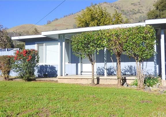 3rd image of 3868 Manzanita Ave