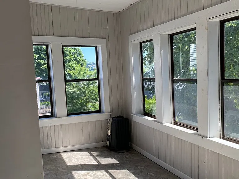 31-33 Pleasant Park Rd — Photo 27