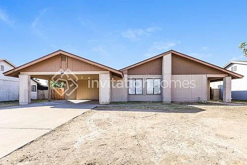 7724 W Pierson St Photo 1