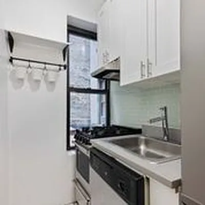 Rented by Dalan Rentals | media 20