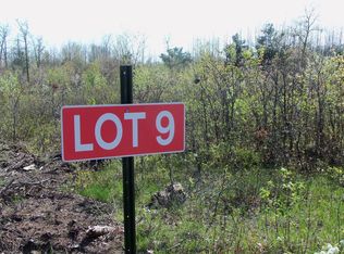 9 Twin Oaks Trl, Grantsburg, WI 54840