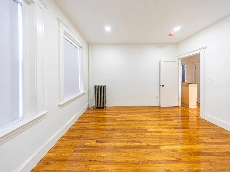 238 S Huntington Ave #10 — Photo 19
