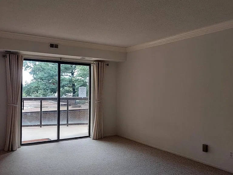 8360 Greensboro Dr #208 — Photo 36