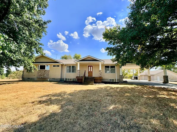 407 E Central Rd, Lamar, MO 64759