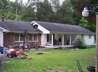 3742 Reeds Valley Rd, Castlewood, VA 24224