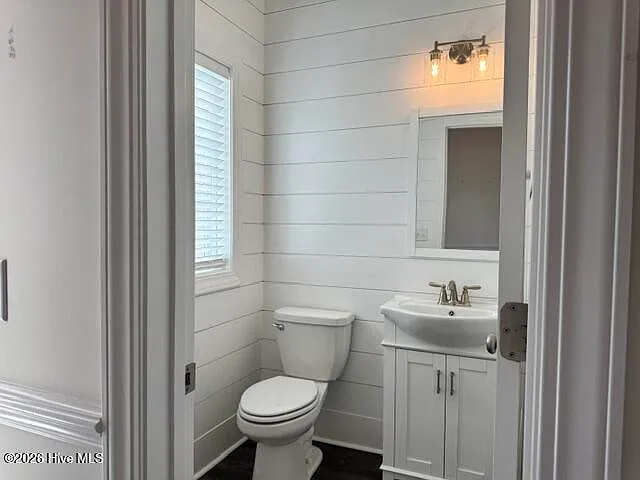 3404 Richter Way #B — Photo 2