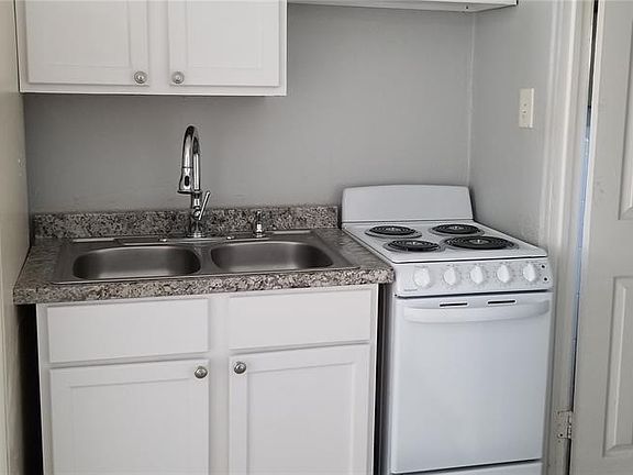 5th image of 1114 Pinellas St APT 10