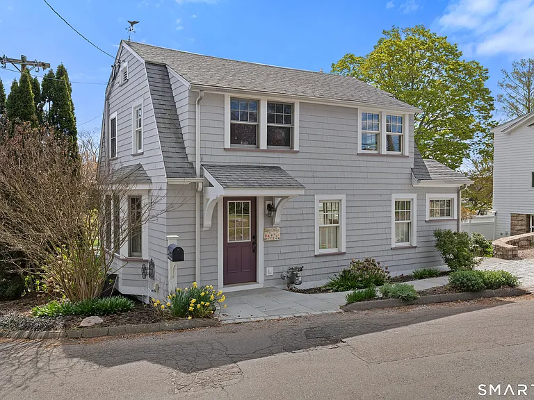 218 Totoket Rd — Photo 36