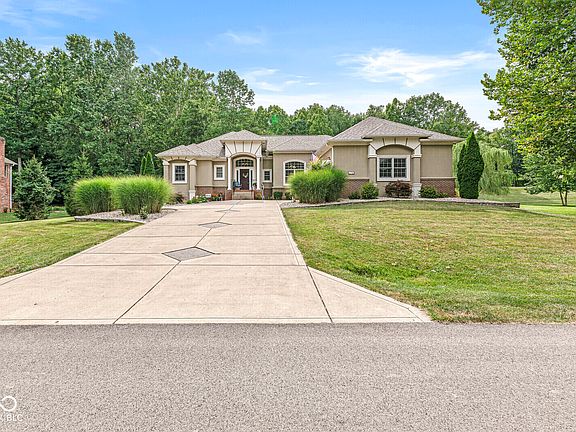 2nd image of 2710 Grey Fox Dr