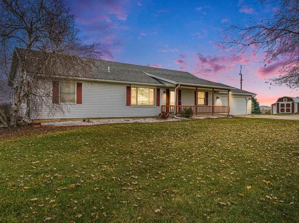 6860 W Lincolnway, Larwill, IN 46764