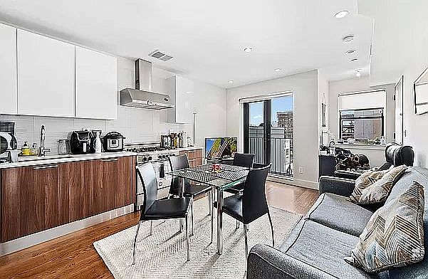 1st image of 159 W 126th St #5C