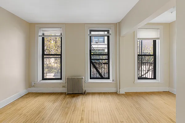 Rented by Compass | media 29