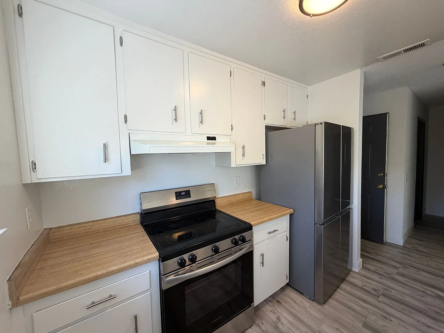 3075 Berrum Pl — Photo 4