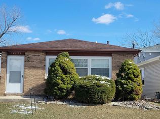 18033 Idlewild Dr, Country Club Hills, IL 60478