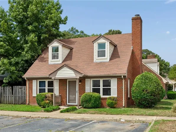 74 Westview Dr, Hampton, VA 23666