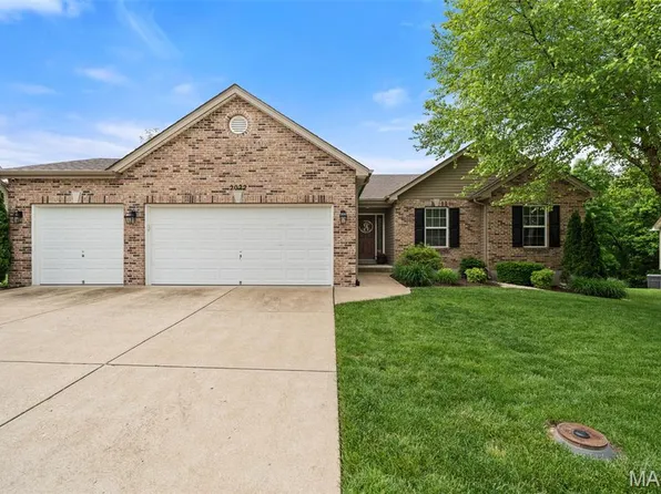 2022 Agape St, Arnold, MO 63010