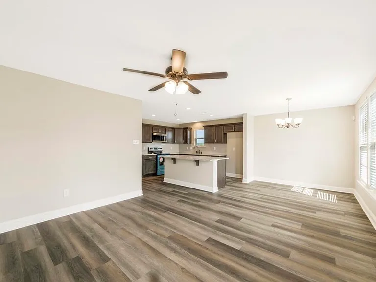 119 Sandstone Ave — Photo 9