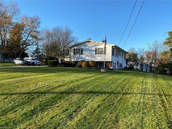 3rd image of 315 Allynd Blvd