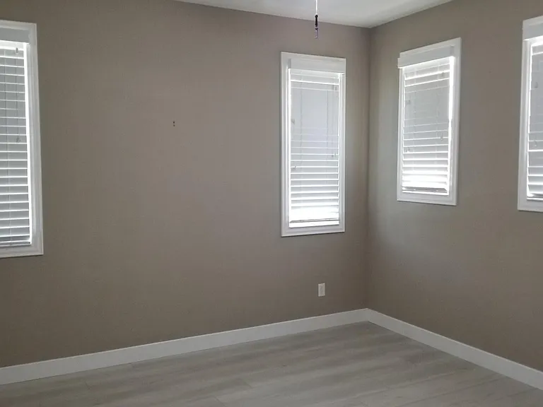 2248 E Ottawa Ln — Photo 23