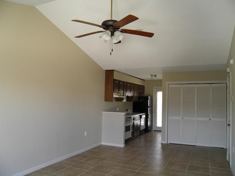 1st image of 230 Lanier Dr #38