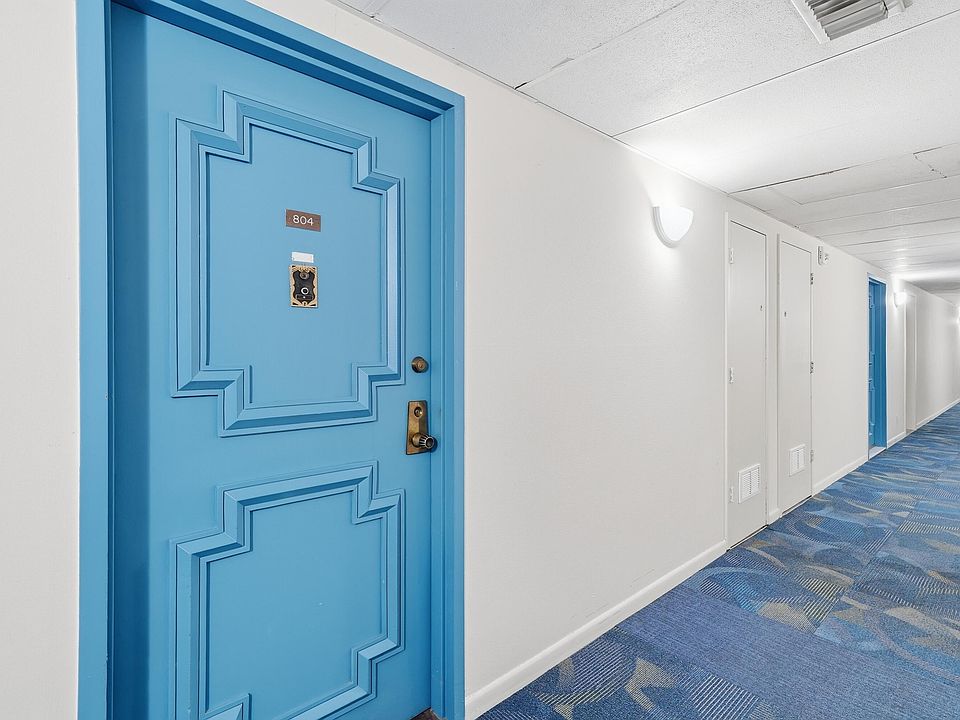 1st image of 4330 Hillcrest Drive #804