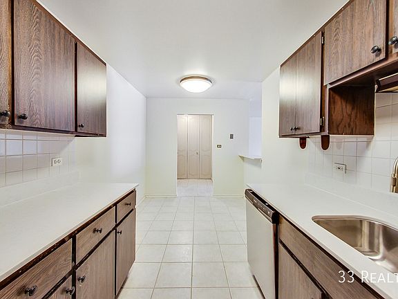 4th image of 9807 S Karlov Ave APT 205