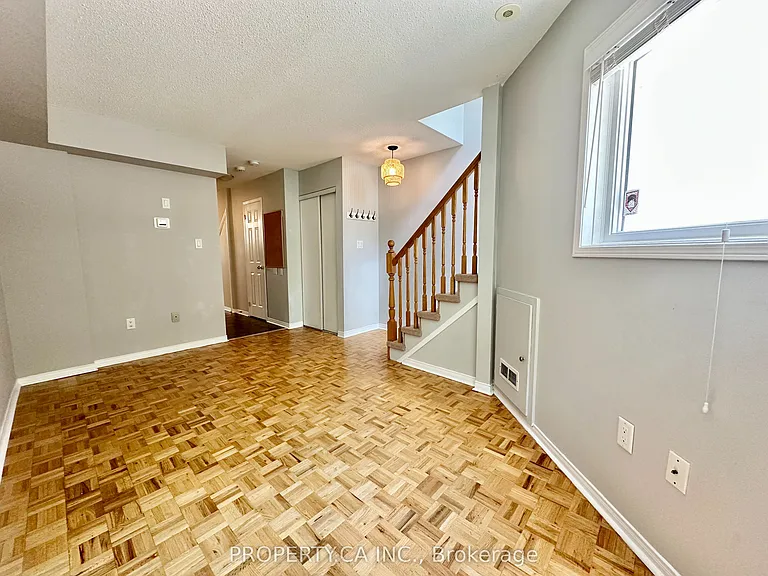 40 Merchant Ln #116 — Photo 9
