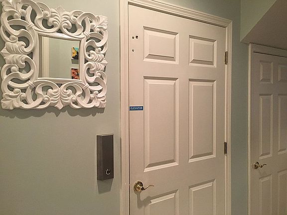 4th image of 3819 La Vista Cir