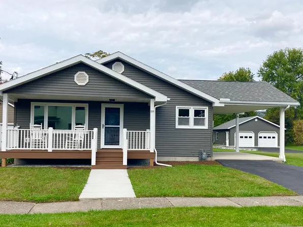 108 McIntyre St, Blossburg, PA 16912