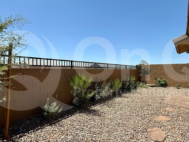 17408 N Del Mar Ave — Photo 20