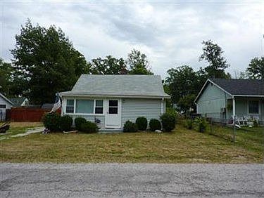 1st image of 279 Essex Rd