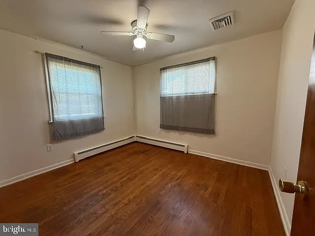 818 Walnut St — Photo 8