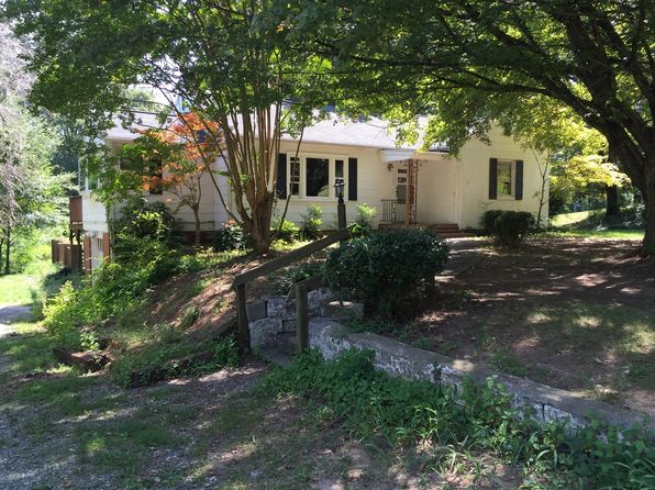 1226 Pleasant View Dr