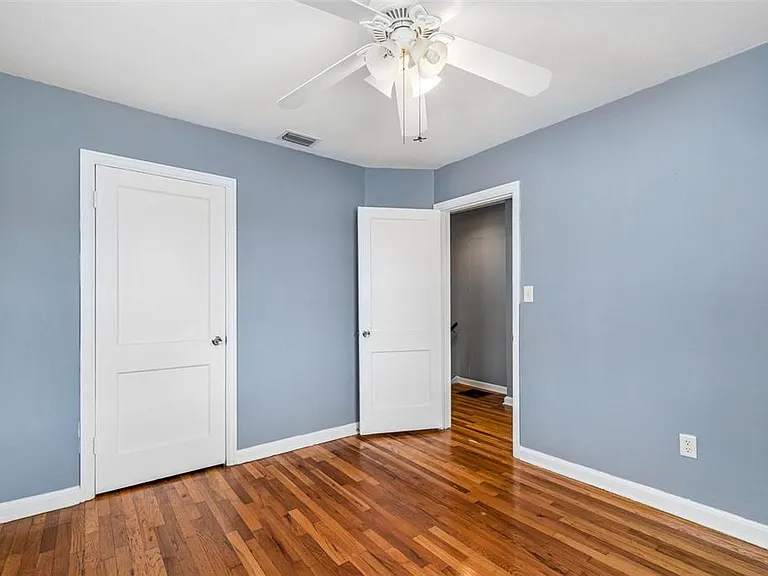 601 Swann Dr — Photo 25