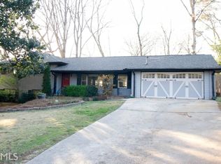 1910 Hebron Hills Dr, Tucker, GA