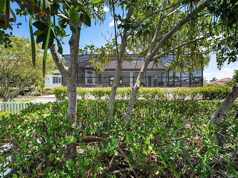 949 Allegro Ln — Photo 48
