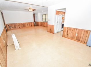 12847 N Pointe Rd, Winona, TX 75792