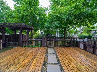 5665 Irmin St #106, Burnaby, BC V5J0C4