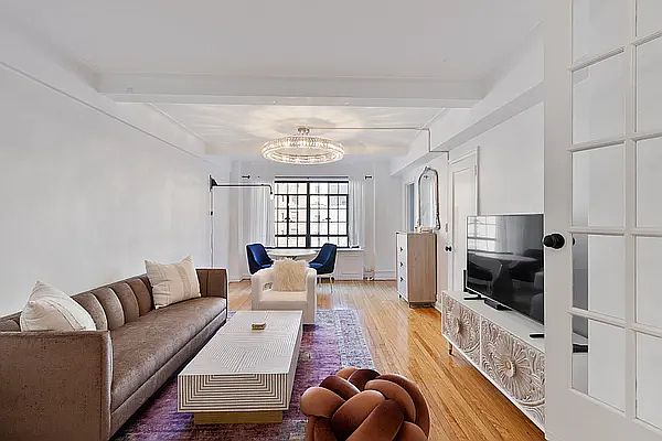1st image of 10 Park Ave #6G