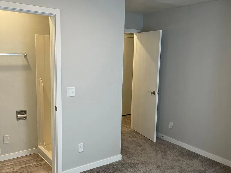 443 S Johnson St #4 — Photo 15
