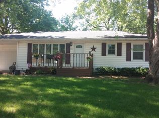 1617 Sara Rd, Beatrice, NE 68310