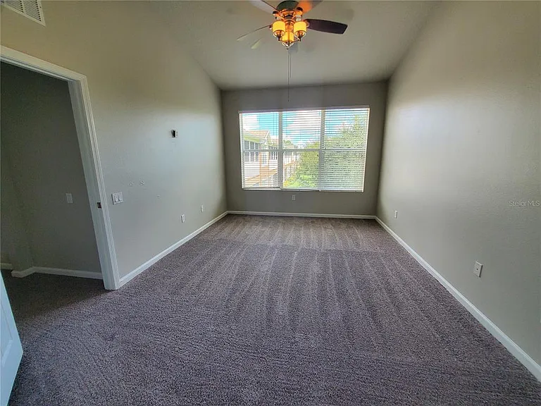 2215 Kings Palace Dr — Photo 14