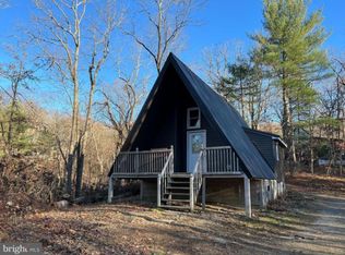 236 Raccoon Ln, Gerrardstown, WV 25420