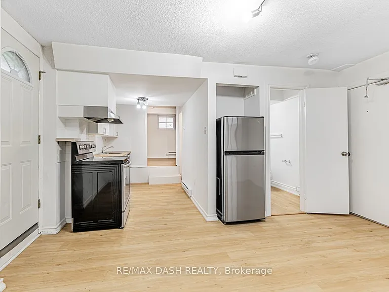 663 Huron St #B2 — Photo 10