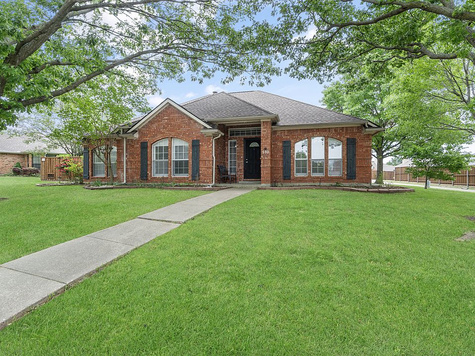 1st image of 510 Windsor Way